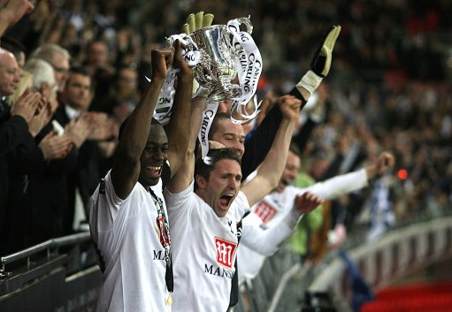 罗马诺：利马正随阿根廷队训练，有望国际比赛日后复出（罗马诺：利马已随阿根廷队合练，预计国际比赛日后回归）