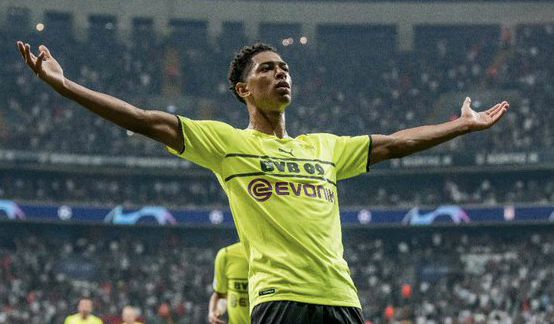 阿斯：即使巴萨最后两轮欧冠全胜，也大概率要去踢附加赛（阿斯报：即便巴萨欧冠末两战全胜，仍大概率要打附加赛）