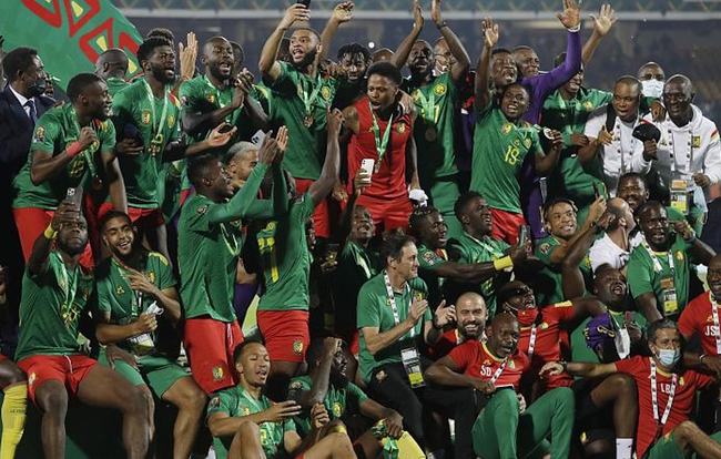 EYBL联赛：张博源砍下20分4篮板，率队打出24分大胜（EYBL联赛：张博源轰下20分4板，带队狂胜24分）