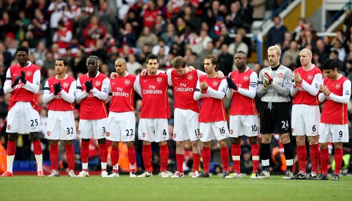 浓眉发出最后通牒！小牛赶紧做决定！可惜了欧文！（浓眉下达最后通牒：小牛尽快决断，欧文恐成遗憾）